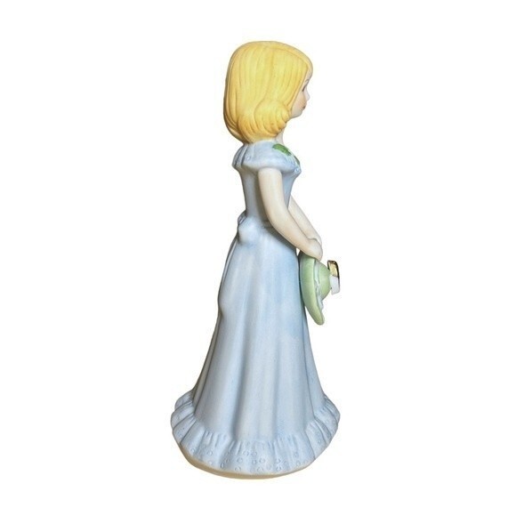 Enesco Growing Up Girls Classic Porcelain Figurine Blonde Birthday Age 14 or 4 - Picture 4 of 13